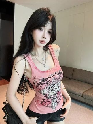 辣妹烫钻坎肩背心休闲百搭牛仔短裤套装