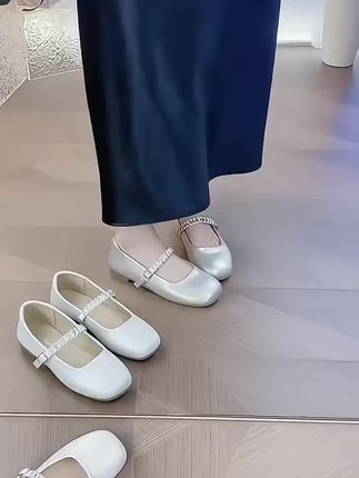 #达芙妮女鞋#浅口时尚单鞋舒适豆豆鞋