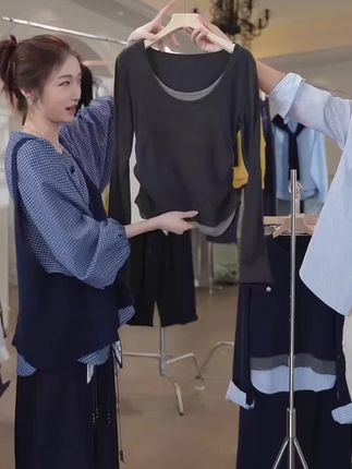 假两件撞色T恤女欧洲站2025早秋新款欧货女装时尚百搭打底小衫潮#时尚上衣#百搭上衣#休闲上衣#气质上衣#显瘦上衣