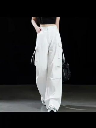 白色工装裤女款2025新款美式束脚运动休闲裤女秋季直筒裤阔腿长裤#新款热卖中 #显瘦穿搭时尚女装 #显高显腿长 #谁穿谁好看