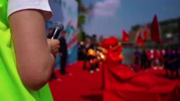 感谢县政府各部门领导和澜沧江酒业集团,有您们的鼎力支持下2026年云县第十八届啤酒狂欢节龙舟赛开幕式圆满结束……