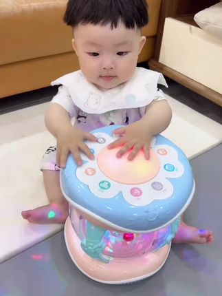 宝宝六个月能坐以后,一定要安排这款带旋转木马的拍拍鼓,游戏和早教两不误,可以彻底解放双手#宝宝玩具 #哄娃神器 #宝妈带娃解放双手 #母婴好物 #手拍鼓