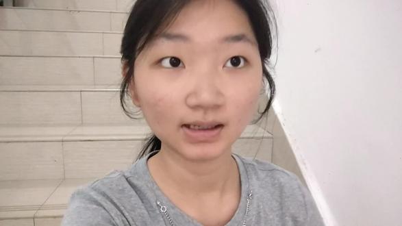 就餐遇异物维权经验,建议大学生收藏! 吃过亏才明白,善良也要带点锋芒。遇到食品安全问题,坚定自己的维权意识,及时留存证据,还有就是沟通态度灵活切换!最后勇敢为自己维权!#真实生活分享计划#口播 #girlstalk #大学生 #法学生 #维权 @DOU+小助手
口播第48集啦——剪辑的时候觉得我表达的好差啊,不想发出来。总是过于追求完美主义了。纠结很久,选择直面不足和不完美!还有很多待提升的点,请大家多多包涵!
