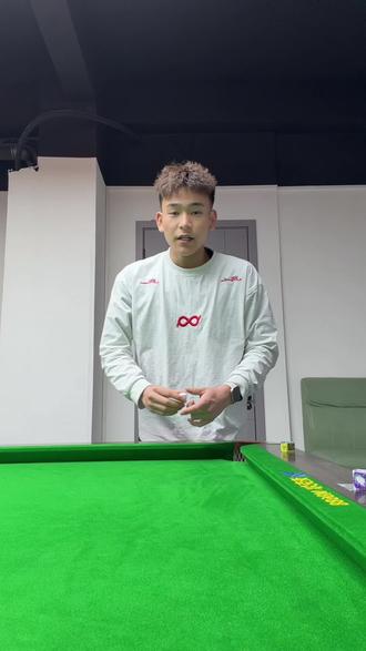 思睿至尊,现在在用这颗皮头的兄弟们希望能用到最后,真的能给到不一样的感觉#台球器材