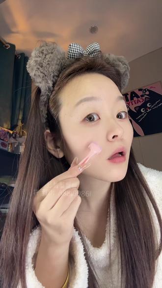 到底是谁说唇毛会越刮越粗啊!工具选对!事半功倍!#朵梦#朵梦唇毛刀#唇毛刀 #脱毛