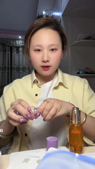 爱长痘 闭口 粉刺必入 一用一个不吱声 用久了会发现黑头不见了 孔孔小了~茶膜:清洁 补水 提亮 舒缓 抗氧#尤黛