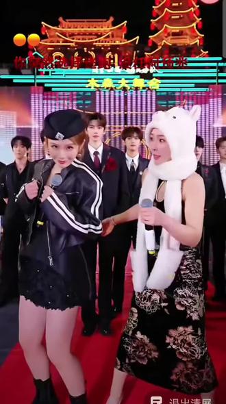 #演出现场视频分享给大家 红豆太可惜了,到底咋回事呢,为啥能和木森闹掰了呢