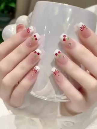 草莓蝴蝶结美甲贴纸ins风法式蝴蝶结樱桃水果少女心可爱美甲贴纸#美甲贴纸 #美甲草莓贴纸 #美甲蝴蝶贴纸 #美甲蝴蝶结贴纸 #美甲饰品