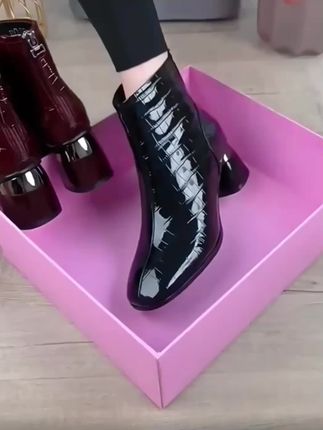 #漆皮马丁靴#英伦风短靴