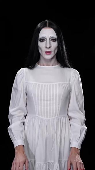 屁股扣#豆包 #热门 @抖音创作小助手 @抖音小助手