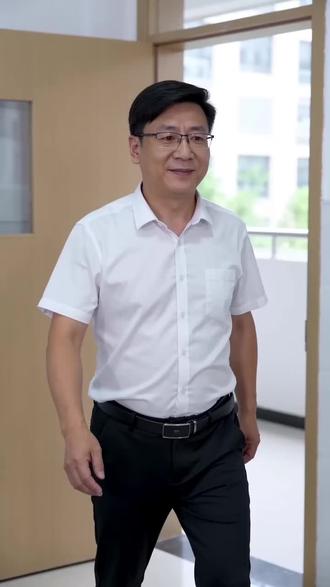 最近小有争议的教资题目,我改写了结局#教资#冯老师