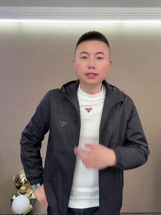 我要是这么穿 我女朋友应该怎么穿?#品质男装 #只做高品质 #户外服装 #外套穿搭