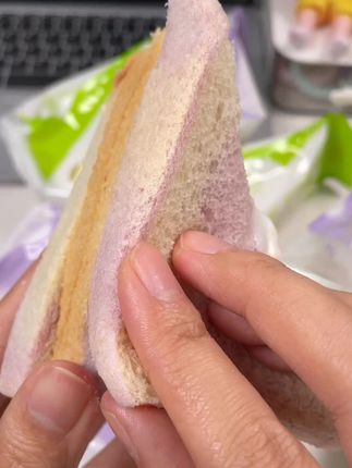 #芋泥肉松三明治#零食推荐 #好物推荐