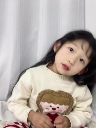 最近很火🔥的头顶圣诞树教程来啦 #头顶圣诞树 #圣诞节 #圣诞树 #女儿控