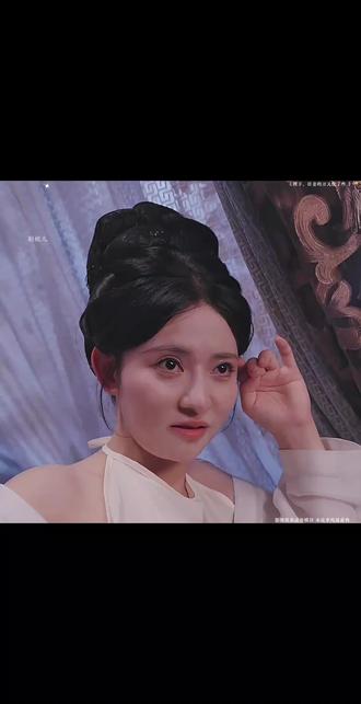 #热剧推荐 #枭起青壤 #枭起青壤观后感 #迪丽热巴枭起青壤 #枭起青壤定档 精彩后续,左下角链接免费看。。。