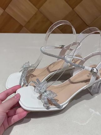 自留款,自带蝴蝶结,鞋底真的超级软#夏季凉鞋 #爱依服