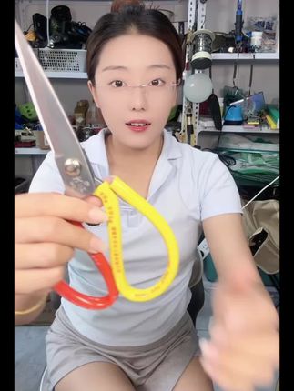 【发三把】家用锋利大号剪子加长版剪布裁缝剪强力工业锋利剪子防锈#剪刀 #盼盼五金百货 @我要上热门