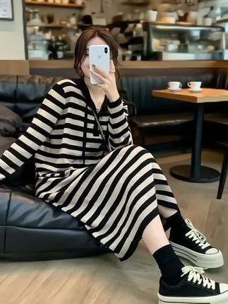 #连衣裙 #针织裙 #慵懒风穿搭 #H型身材的邪修穿搭 #一周穿搭不重样