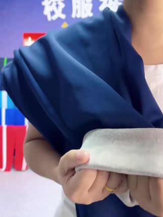 孩子过冬不挨冻,一条裤子就搞定!#校服裤子两条杠 #校服裤子加绒 #校服裤 #学生校服 #高中校服