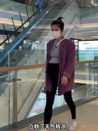 一胎二胎都在穿这款#鲨鱼裤,弹力超大,不勒肚子不勒腿,而且还不掉裆,关键随便搭个上衣都好看,真心不错!#孕妇#孕妇鲨鱼裤#孕妇裤