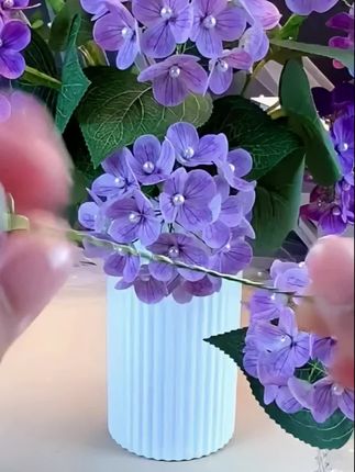 绣球花,让我的生活多了一份色彩。#手工花 #手工#绣球花#紫色系#创意手工@DOU+上热门