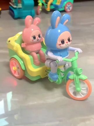 儿童电动萌兔蹬三轮车玩具婴儿男女孩宝宝0-3岁益智早教1-2周岁半
