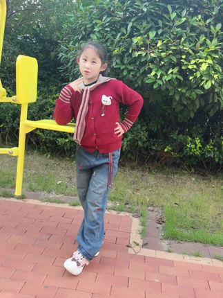 #早秋穿搭三分钟出门不是梦 #秋季不露腿穿搭 ##森系少女感穿搭 #女童套装 #高品质童装 @抖加🔥上热门🔥dou+🔥热点宝@DOU+上热门