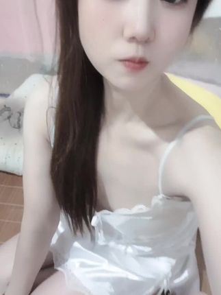 聊吗?见吗?在哪里,你说了算。#喜欢我的请亮灯 #90后小姐姐 #怎么舒服怎么来