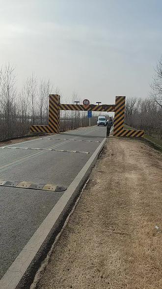 泗洪双沟高速封闭,小路去南方