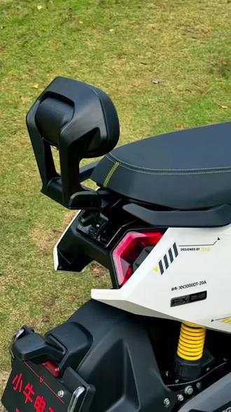 适用小牛FS FS风速fxFX风速FXT铝合金靠背改装加厚钢板支架后靠背