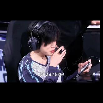 你说人心就像多变的魔方。#星空叙爱曲 #KSG无言#赵昊宇