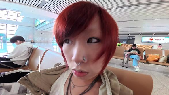 大娃怪市摆摊一日VLOG! 第一人称视角3分钟带你沉浸式体验地摊主理人的一天!视频略长,建议放收藏夹慢慢看
(视频素材均经过本人同意发布)
#大娃怪市 #大娃怪市杭州 #第一人称视角 #摆摊VLOG #沉浸式