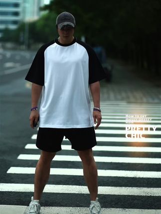 黑白简约#夏季穿搭 #搭配日常 #夏天该有的样子 #夏日穿搭 #潮人穿搭
