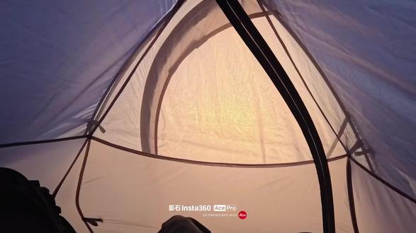 我无法告诉你重装徒步的意义,直到你拉开帐篷这一刻#露营帐篷⛺ #户外 #重装徒步 #腾格里沙漠 #日出