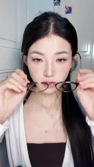 乐申深茶美式猫眼眼镜女近视可配度数超轻纯钛素颜高级方圆脸镜框#热门推荐#好物分享#好物推荐#热门#精选