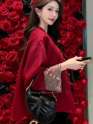 #新中式穿搭#这个秋天被琥珀系治愈了#国风美永不过时#早秋冷冽又随性的气质穿搭#初秋一周不重样穿搭@抖加🔥上热门🔥dou+🔥热点宝