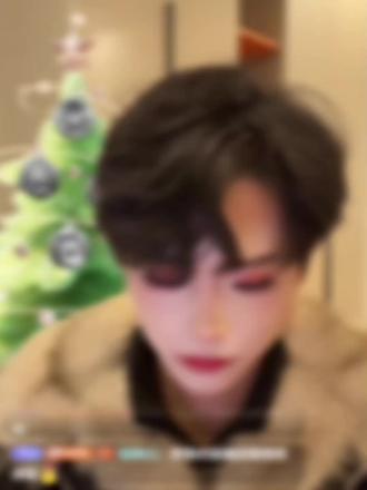 想干嘛这个臭狐狸想干嘛!@吕泽雨💚 #吕泽雨