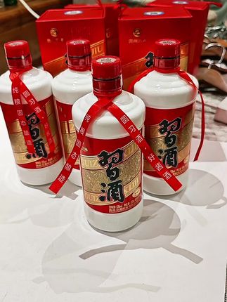 纯粮酱香型,来自贵州的酱香型白酒,经典款。#习酒#贵州习酒#酱香型白酒#纯粮酒#口粮酒