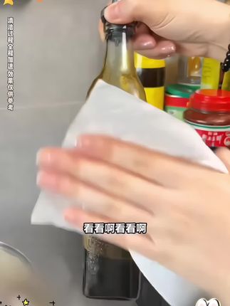 #多功能泡沫清洁剂 #厨房好物 #清洁神器 #多功能泡沫清洗剂一喷一擦 @我要上热门 @巨量千川