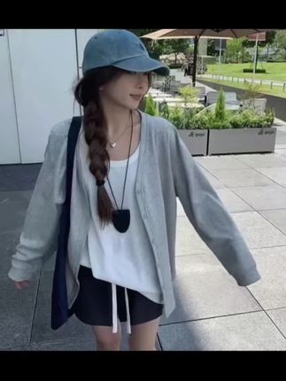 慵懒风纯色开衫女2025新款休闲显瘦韩版宽松V领长袖春秋薄款外套