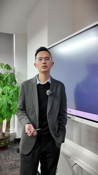 三年自查+CRS升级+双重身份清查,三重暴击
#CRS #财税知识#财务知识 #深圳财税公司#深圳财税服务