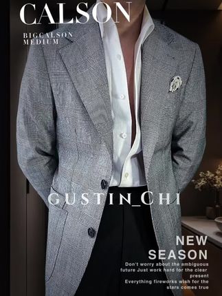 Agustin_Chen老钱亲王格西服,以精纺羊毛匠造质感。经典格纹自带复古韵味,高定平驳领彰显考究细节,修身剪裁贴合身形,轻松打造沉稳优雅的绅士风范。#简约大气 #高端男装#羊毛#西装#英伦风