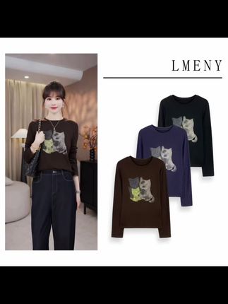 #早秋冷冽又随性的气质穿搭 LMENY“开心喵”人手闭入~巨软糯!实穿洋气印花圆领长袖#打底 #时尚百搭