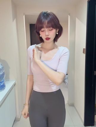现在舞蹈怎么越来越难了 #健身穿搭 #辣妹穿搭 #瑜伽服搭配