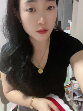#我的手工作品 今天没有加班,我要让手指勾到冒烟🤪#纯手工编制 橱窗有同款材料哟