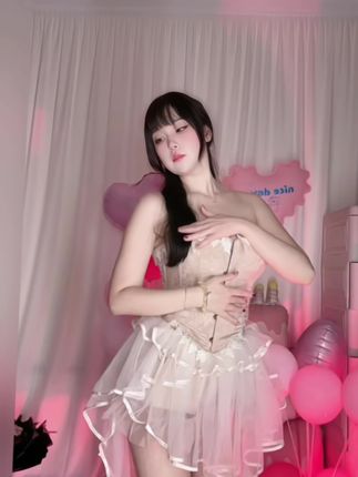 祝我生日快乐#微胖女生 #浅跳一下