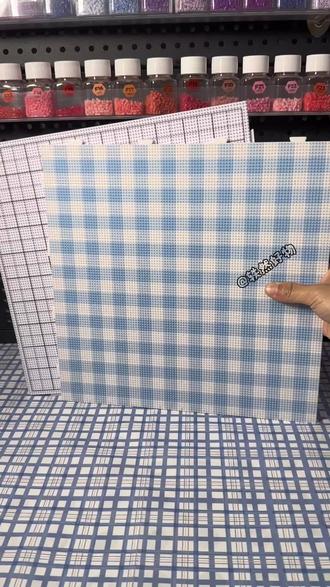 104超大拼豆板 104超大拼豆板,自带画线,直立不掉豆,长钉设计超省心#拼豆大图 #拼豆 #拼豆板 #豆板 #拼豆工具