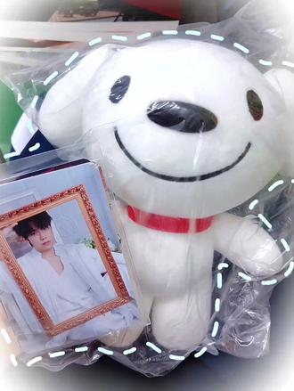 那一天,我同时拥有了萌萌的joy大王和帅帅的耶耶#花海 #京东小狗joy #京东joy @DOU+小助手