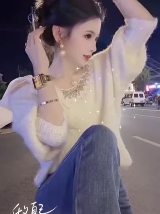 重工镶钻韩版针织衫女2025秋季新款蝴蝶结绑带高级感毛衣百搭上衣,好看又好穿的一件针织上衣,穿出时尚调性!#针织衫 #洋气减龄 #美出高级感 #毛衣 #百搭上衣