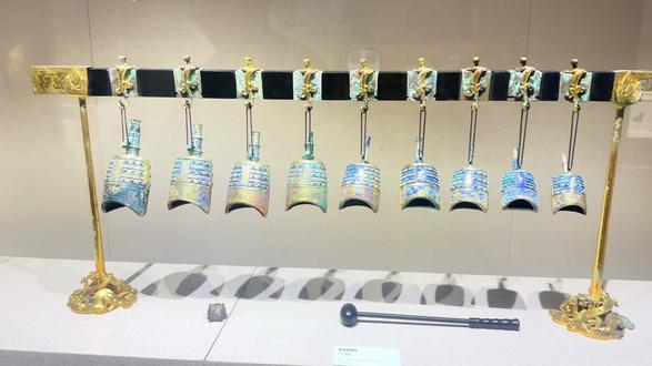 成纪博物馆之青铜馆,千年的精品,在沉默里发光。#青铜器 #成纪博物馆#鎏金编钟